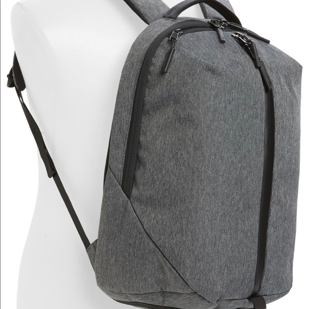 AER Fit Pack 2 Backpack LIKE NEW